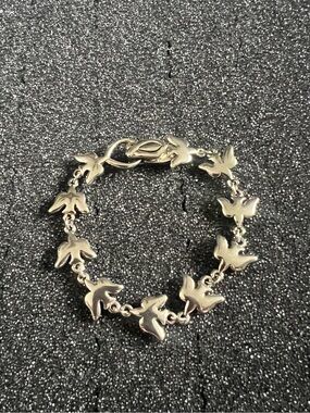 Vintage Silver Tone Peace Dove link Bracelet